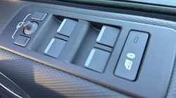 LAND ROVER DISCOVERY 3.0 D350 Gemini 5dr Auto 5292827