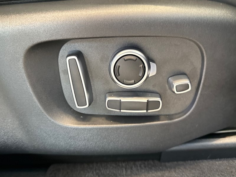  LAND ROVER RANGE ROVER VELAR 2.0 D200 MHEV Autobiography 5dr Auto [Revised] 5065388