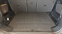 LAND ROVER DEFENDER 3.0 D250 X-Dynamic SE 110 5dr Auto 5246082