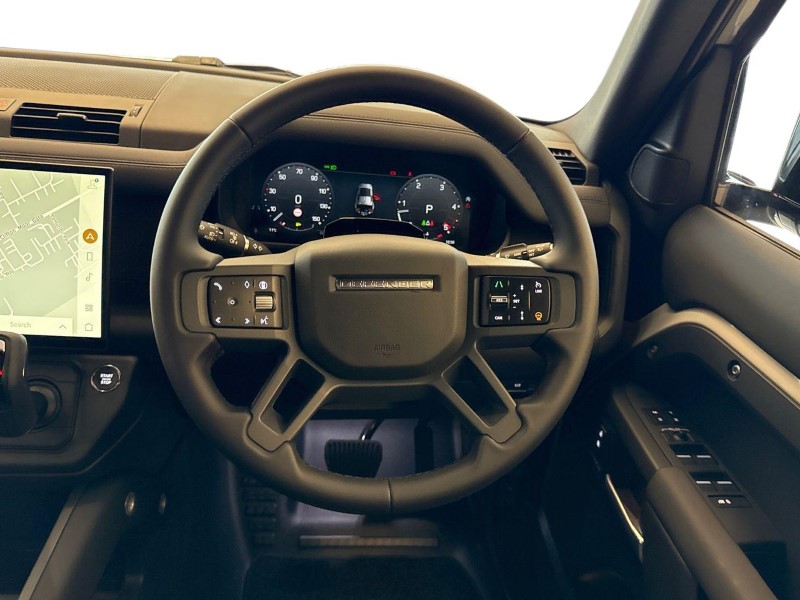  LAND ROVER DEFENDER 3.0 D250 X-Dynamic SE 110 5dr Auto 5246087