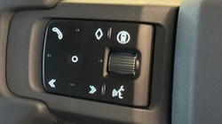 LAND ROVER DEFENDER 3.0 D250 X-Dynamic SE 110 5dr Auto 5246098