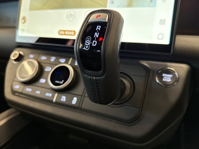  LAND ROVER DEFENDER 3.0 D250 X-Dynamic SE 110 5dr Auto 5246085