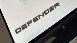 LAND ROVER DEFENDER 3.0 D250 X-Dynamic SE 110 5dr Auto 5246109