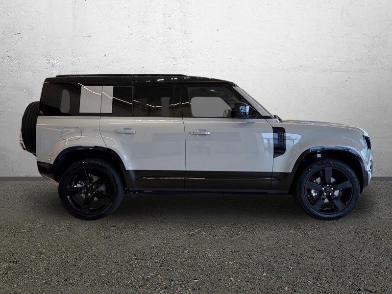  LAND ROVER DEFENDER 3.0 D250 X-Dynamic SE 110 5dr Auto 5246077