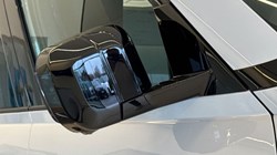 LAND ROVER DEFENDER 3.0 D250 X-Dynamic SE 110 5dr Auto 5246113