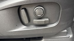 LAND ROVER DEFENDER 3.0 D250 X-Dynamic SE 110 5dr Auto 5244404