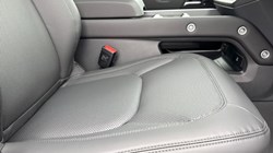 LAND ROVER DEFENDER 3.0 D250 X-Dynamic SE 110 5dr Auto 5244405