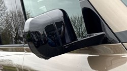 LAND ROVER DEFENDER 3.0 D250 X-Dynamic SE 110 5dr Auto 5244422