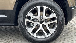 LAND ROVER DEFENDER 3.0 D250 X-Dynamic SE 110 5dr Auto 5244389