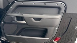 LAND ROVER DEFENDER 3.0 D250 X-Dynamic SE 90 3dr Auto 5307870