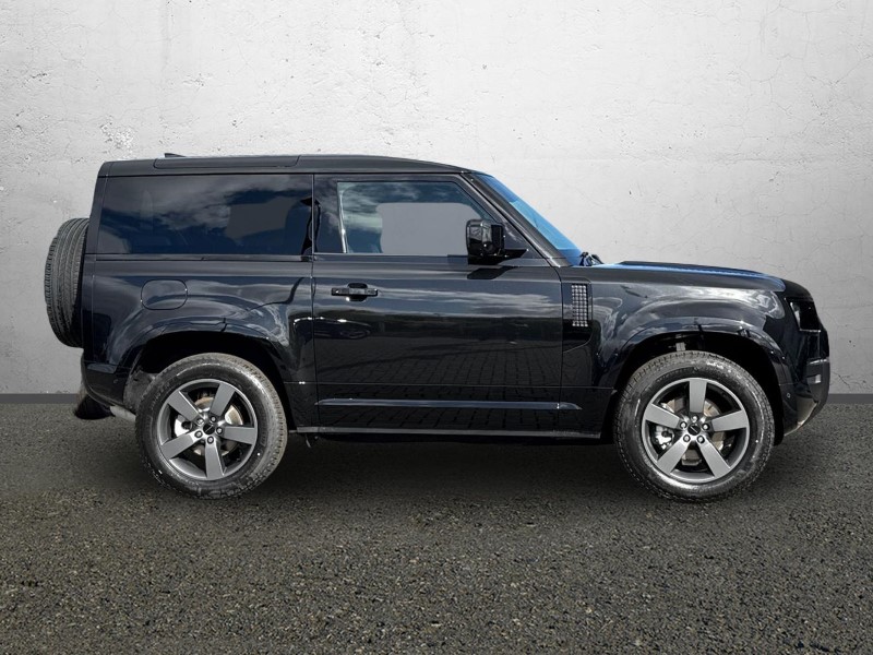  LAND ROVER DEFENDER 3.0 D250 X-Dynamic SE 90 3dr Auto 5307854
