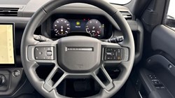 LAND ROVER DEFENDER 3.0 D250 X-Dynamic SE 90 3dr Auto 5307864