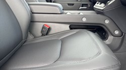 LAND ROVER DEFENDER 3.0 D250 X-Dynamic SE 90 3dr Auto 5307873