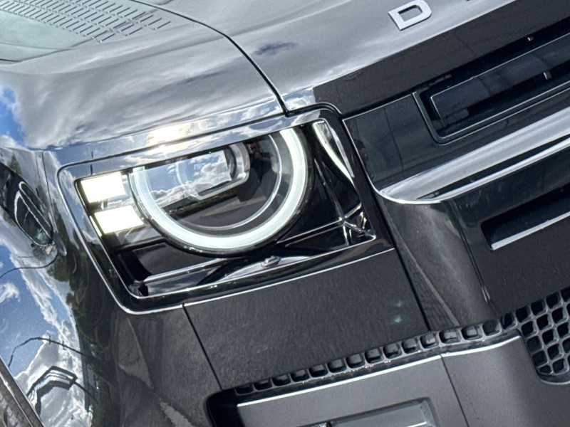 LAND ROVER DEFENDER 3.0 D250 X-Dynamic SE 90 3dr Auto 5307866