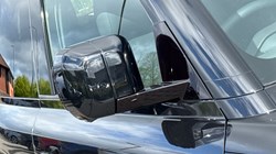 LAND ROVER DEFENDER 3.0 D250 X-Dynamic SE 90 3dr Auto 5307890