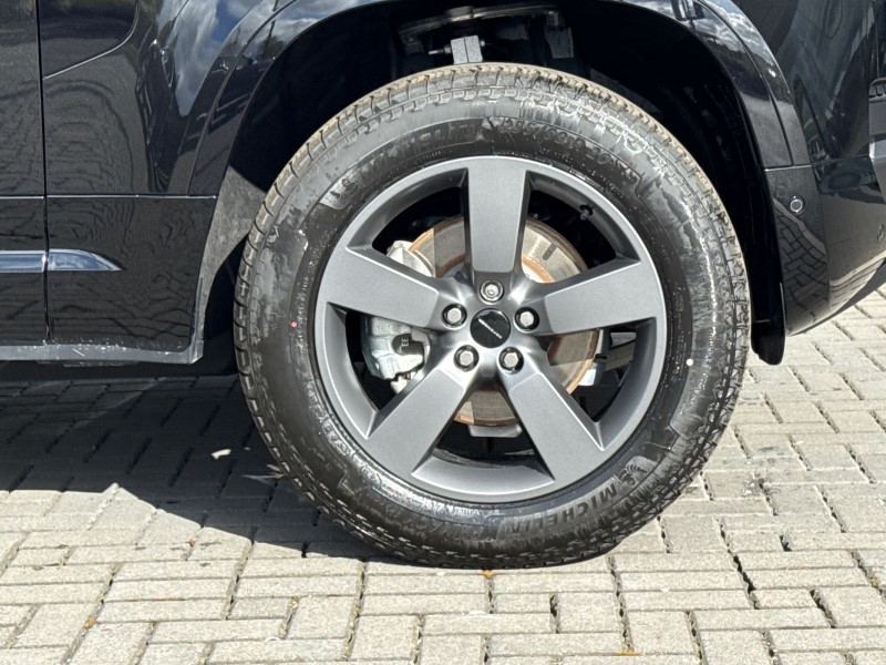  LAND ROVER DEFENDER 3.0 D250 X-Dynamic SE 90 3dr Auto 5307857