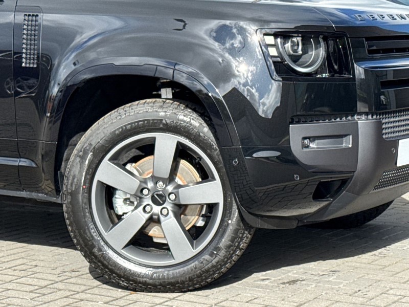  LAND ROVER DEFENDER 3.0 D250 X-Dynamic SE 90 3dr Auto 5307882