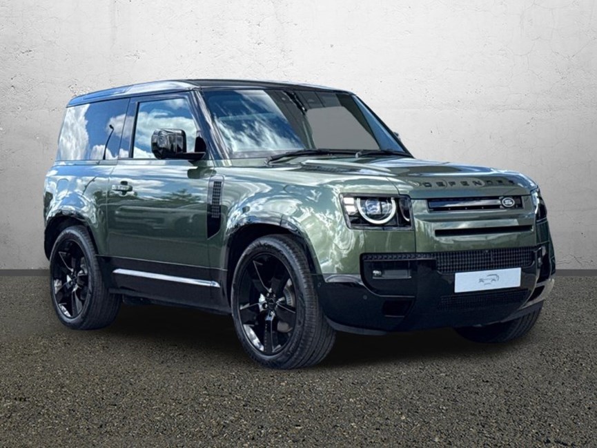LAND ROVER DEFENDER