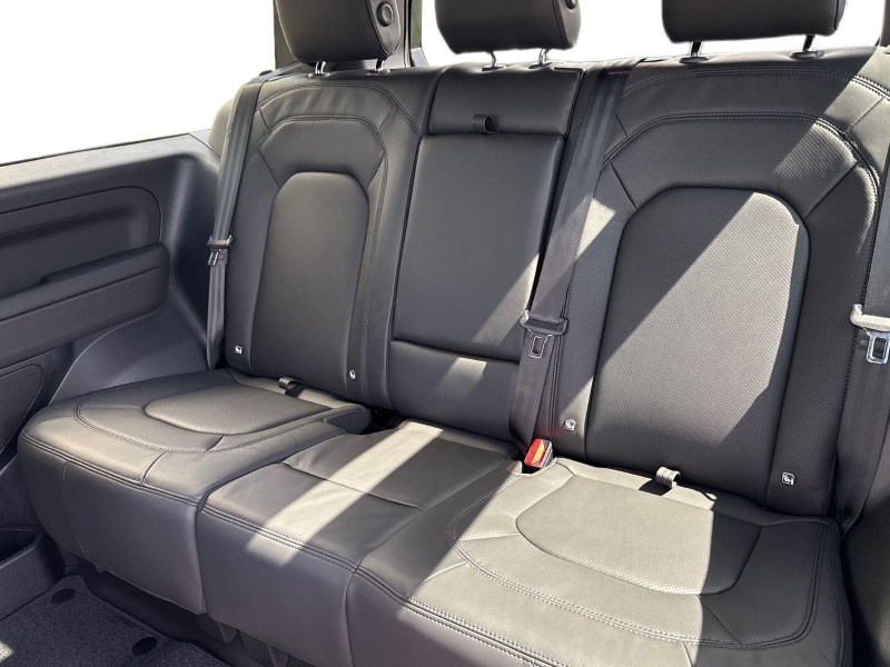  LAND ROVER DEFENDER 3.0 D250 X-Dynamic HSE 90 3dr Auto 5484562