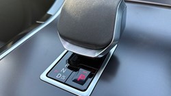 LAND ROVER RANGE ROVER VELAR 2.0 D200 MHEV Dynamic SE 5dr Auto 5268241