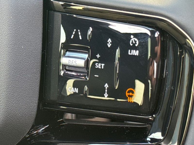  LAND ROVER RANGE ROVER VELAR 2.0 D200 MHEV Dynamic SE 5dr Auto 5268256