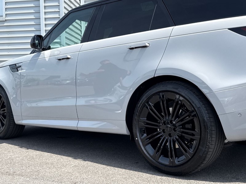  LAND ROVER RANGE ROVER SPORT 3.0 D300 Dynamic SE 5dr Auto 5436225