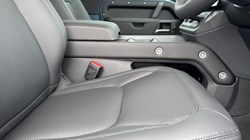 LAND ROVER DEFENDER 3.0 D250 X-Dynamic SE 90 3dr Auto 5312347