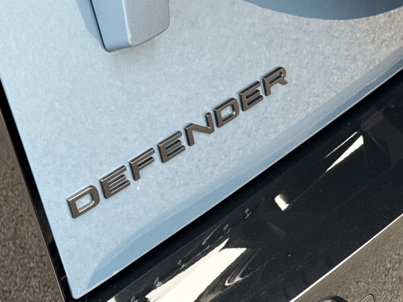  LAND ROVER DEFENDER 3.0 D250 X-Dynamic SE 90 3dr Auto 5312360