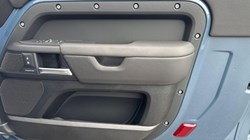 LAND ROVER DEFENDER 3.0 D250 X-Dynamic SE 90 3dr Auto 5312344