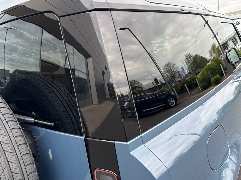  LAND ROVER DEFENDER 3.0 D250 X-Dynamic SE 90 3dr Auto 5312365