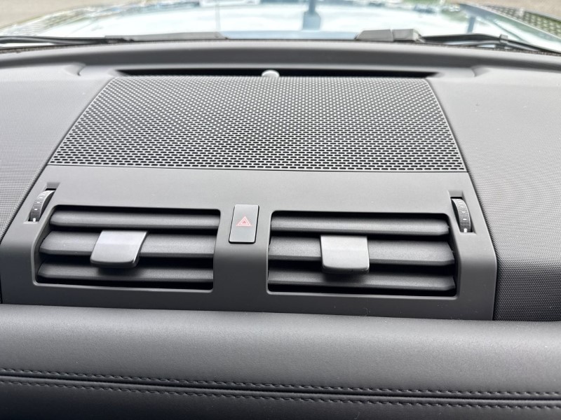  LAND ROVER DEFENDER 3.0 D250 X-Dynamic SE 90 3dr Auto 5312353