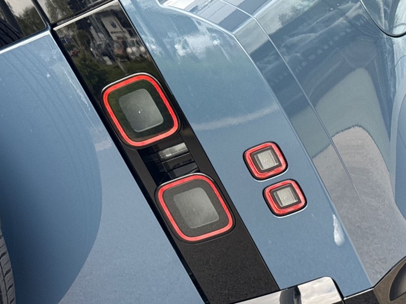  LAND ROVER DEFENDER 3.0 D250 X-Dynamic SE 90 3dr Auto 5312361