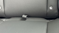 LAND ROVER DEFENDER 3.0 D250 X-Dynamic SE 90 3dr Auto 5312354