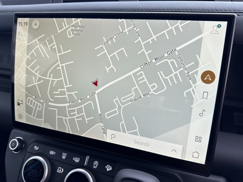  LAND ROVER DEFENDER 3.0 D250 X-Dynamic SE 90 3dr Auto 5312334