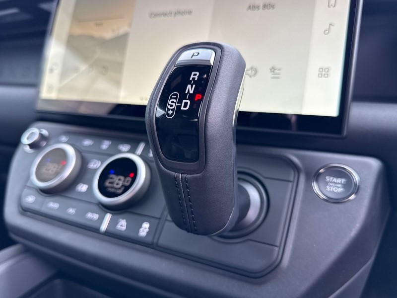  LAND ROVER DEFENDER 3.0 D250 X-Dynamic SE 90 3dr Auto 5312336