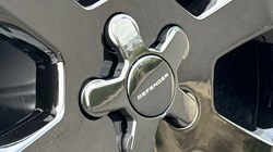 LAND ROVER DEFENDER 3.0 D250 X-Dynamic SE 90 3dr Auto 5312359