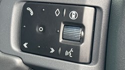 LAND ROVER DEFENDER 3.0 D250 X-Dynamic SE 90 3dr Auto 5312349