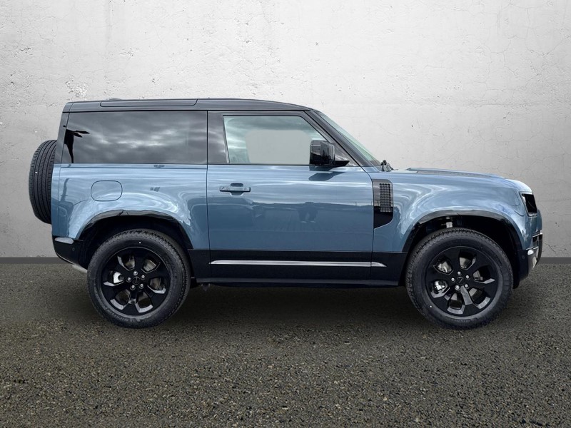  LAND ROVER DEFENDER 3.0 D250 X-Dynamic SE 90 3dr Auto 5312328