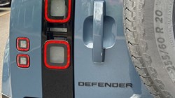 LAND ROVER DEFENDER 3.0 D250 X-Dynamic SE 90 3dr Auto 5312342