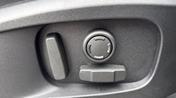 LAND ROVER DEFENDER 3.0 D250 X-Dynamic SE 90 3dr Auto 5312346