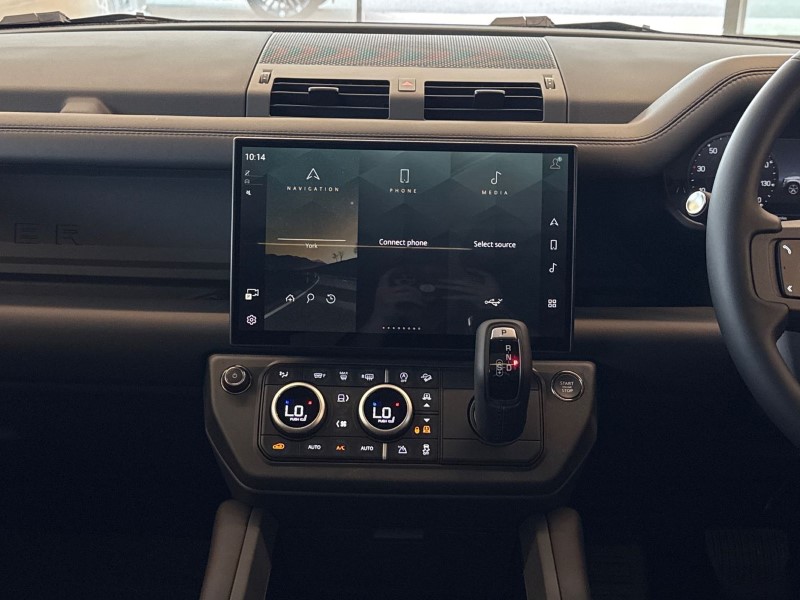  LAND ROVER DEFENDER 3.0 D350 X-Dynamic HSE 110 5dr Auto 5465618