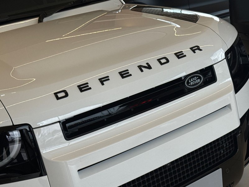  LAND ROVER DEFENDER 3.0 D350 X-Dynamic HSE 110 5dr Auto 5465643