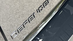 LAND ROVER DEFENDER 3.0 D350 X-Dynamic HSE 110 5dr Auto 5313185