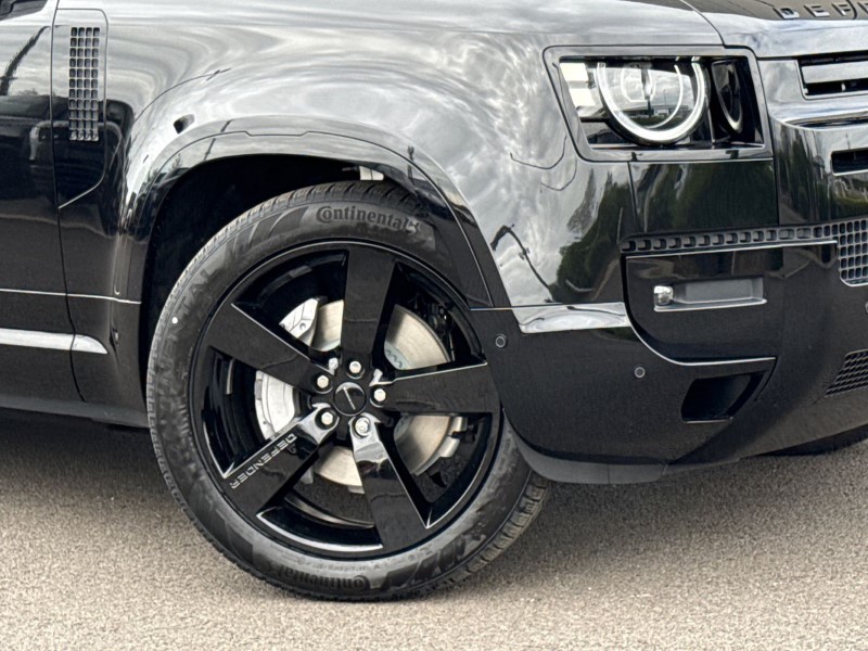  LAND ROVER DEFENDER 3.0 D350 X-Dynamic HSE 110 5dr Auto 5313181