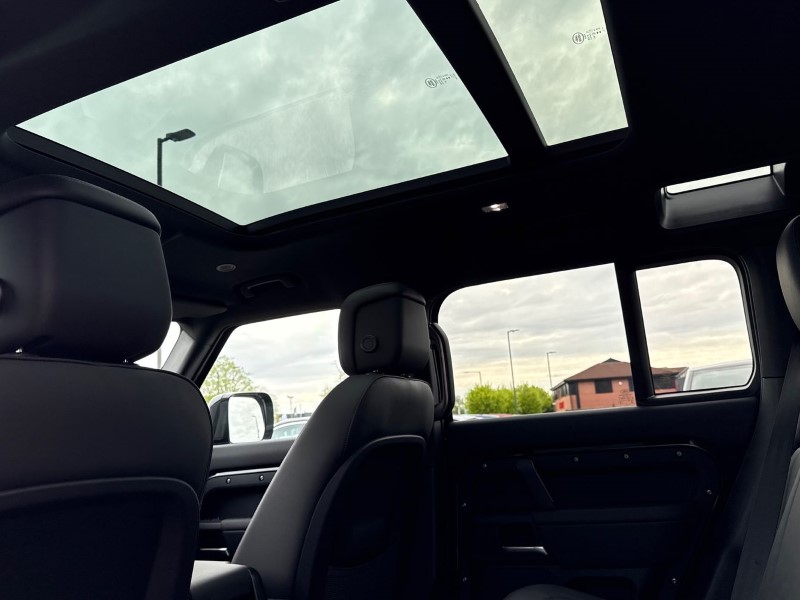  LAND ROVER DEFENDER 3.0 D350 X-Dynamic HSE 110 5dr Auto 5313169