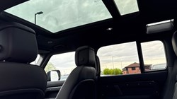 LAND ROVER DEFENDER 3.0 D350 X-Dynamic HSE 110 5dr Auto 5313169