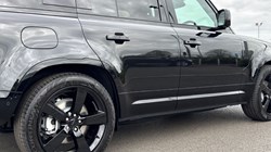 LAND ROVER DEFENDER 3.0 D350 X-Dynamic HSE 110 5dr Auto 5313187