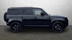 LAND ROVER DEFENDER 3.0 D350 X-Dynamic HSE 110 5dr Auto 5313153