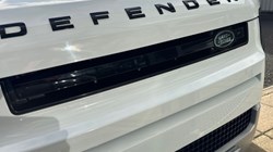 2022 (22) LAND ROVER DEFENDER 2.0 P300 S 90 3dr Auto 4629111
