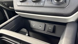 2022 (22) LAND ROVER DEFENDER 2.0 P300 S 90 3dr Auto 4629103